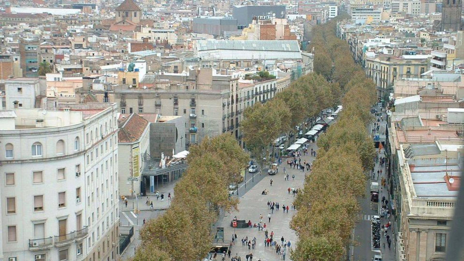 Una furgoneta atropella a varias personas en las Ramblas de Barcelona