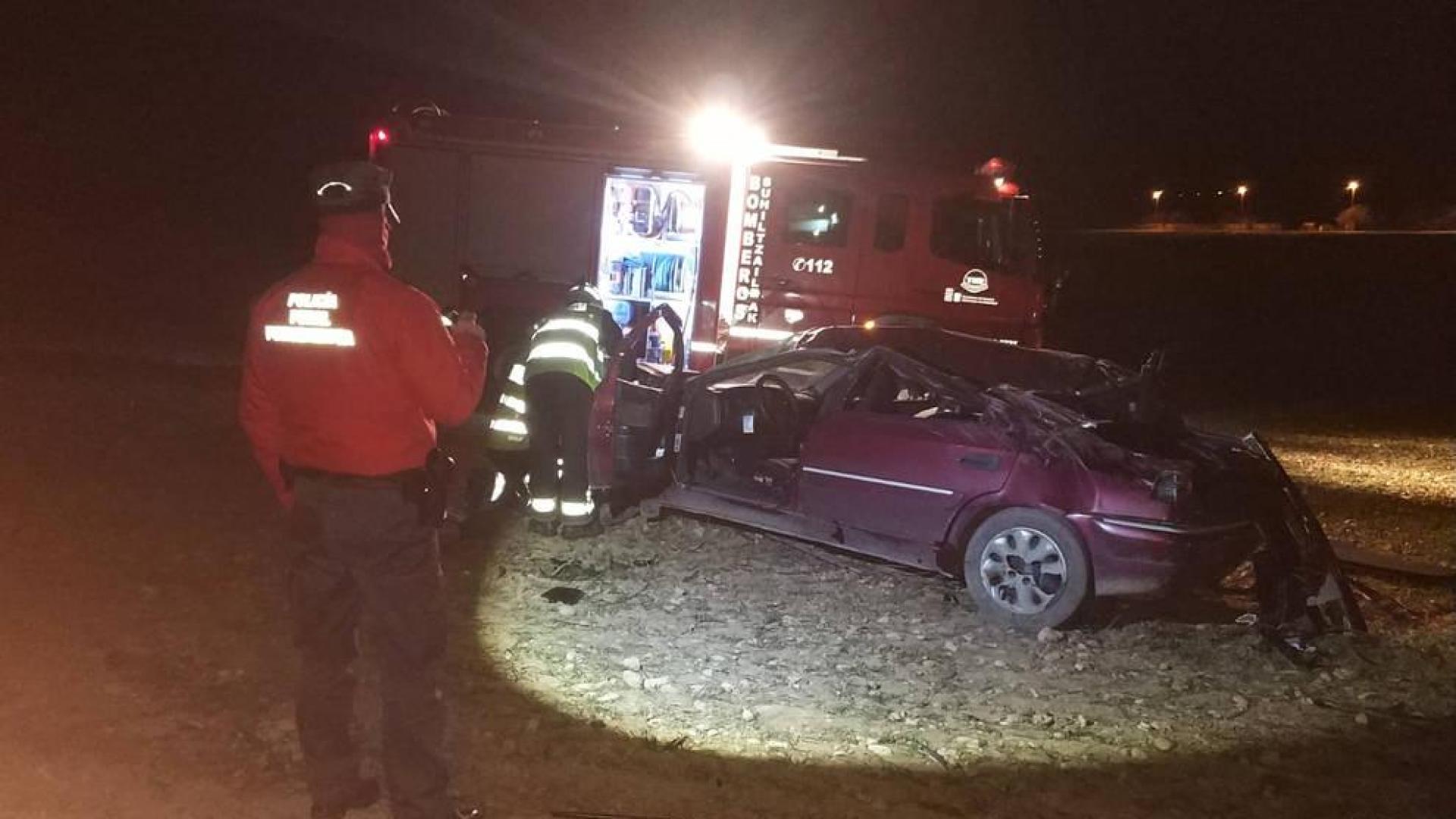 Una mujer herida grave en un accidente en Legaria