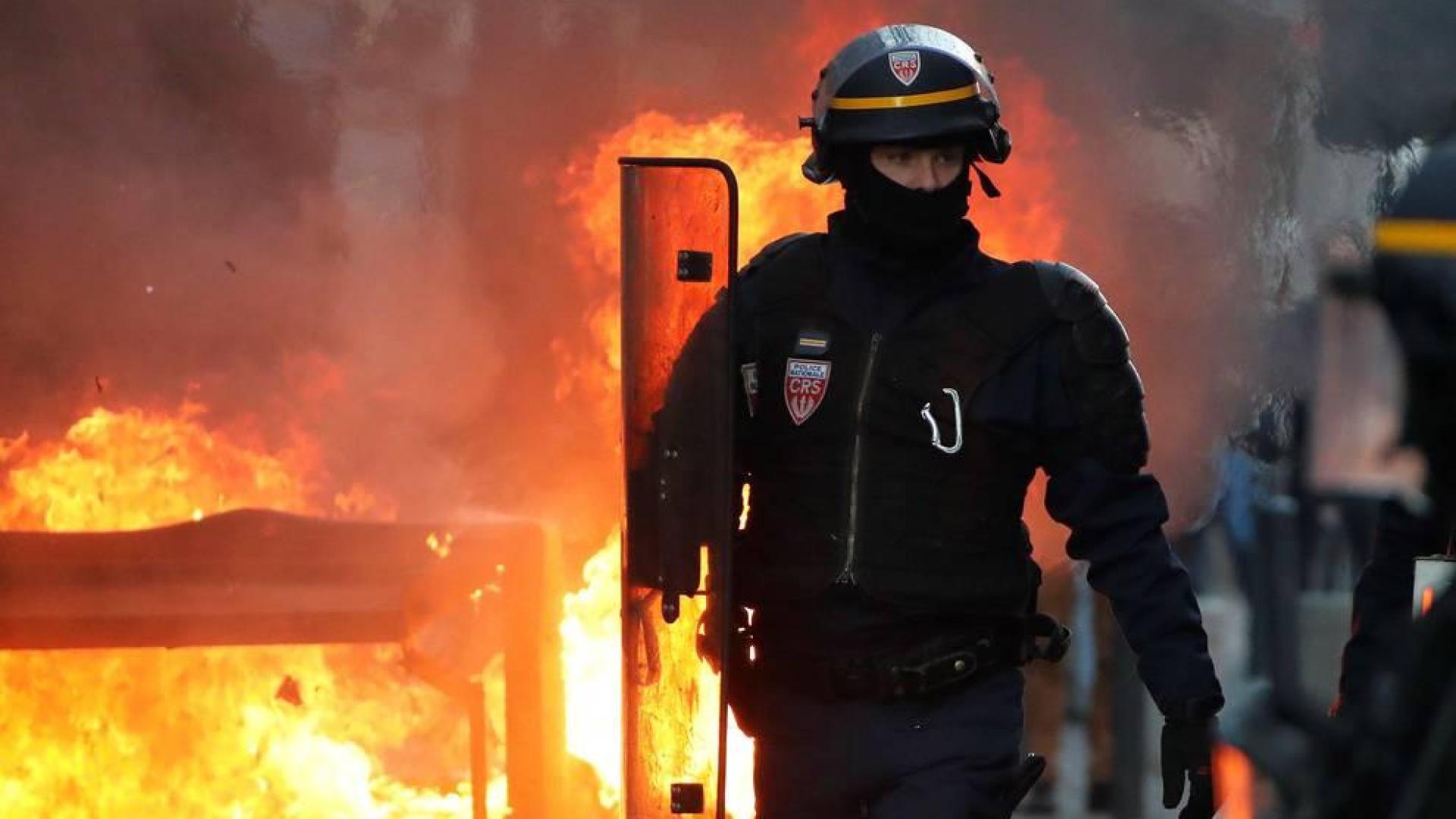 Al menos 34 detenidos en la octava movilización de los 'chalecos amarillos' en París
