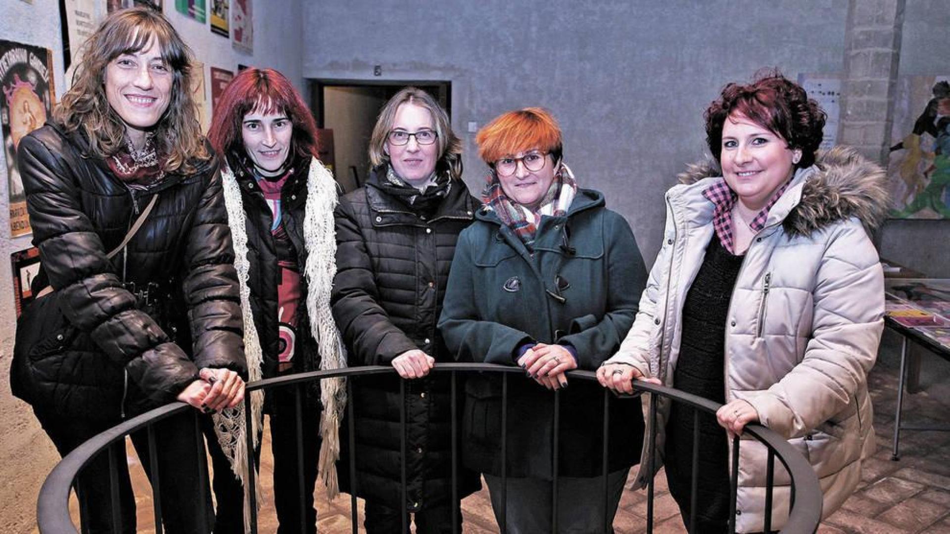 Inés Martínez Ciordia, Virginia Ortega Forcada, Ana de Carlos Ruiz, María José Punzano y Leticia Serrano.