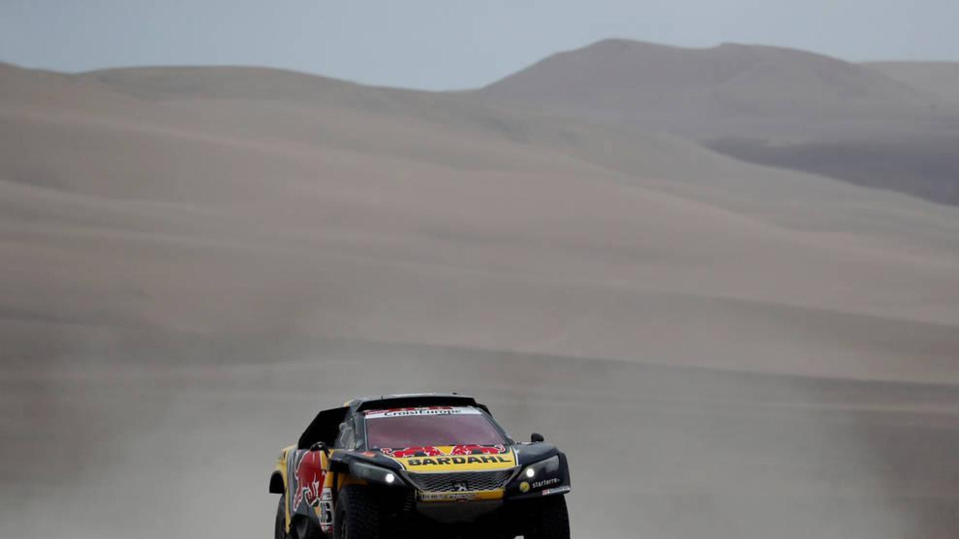 Al-Attiyah roza el triunfo en coches y Loeb se adjudica la octava etapa del Dakar