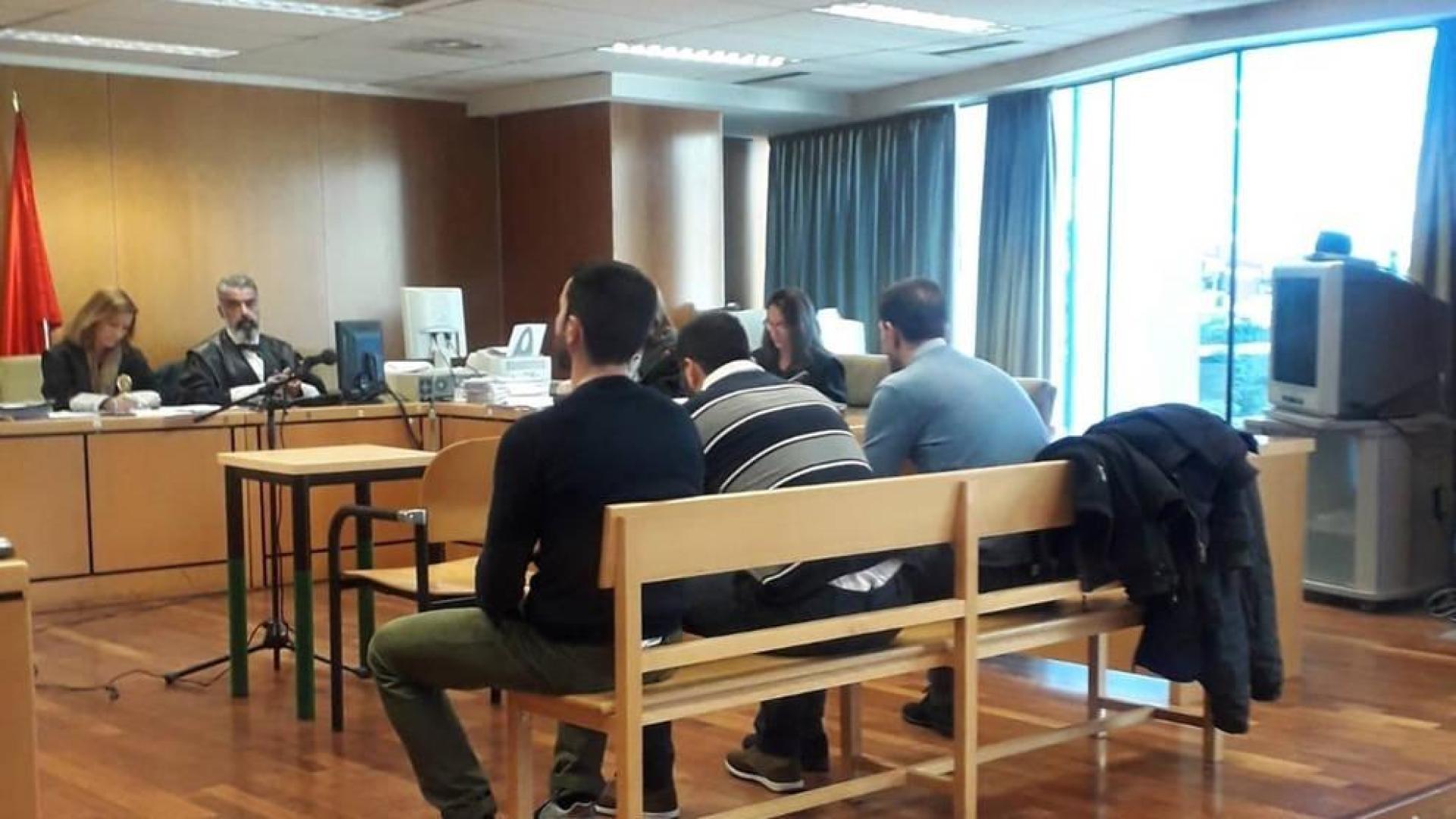 La 'manada' de Villalba, con 2 guardias, dice que la víctima propuso sexo por turnos