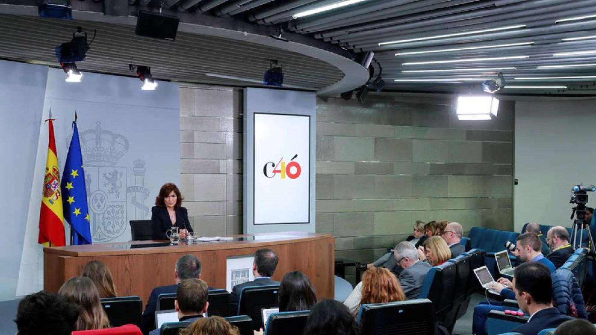 La vicepresidenta del Gobierno, Carmen Calvo, en la rueda de prensa posterior a la reunión del Consejo de Ministros.