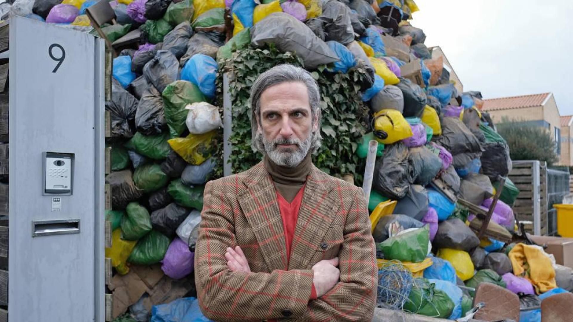 Un tren surrealista con parada en Navarra