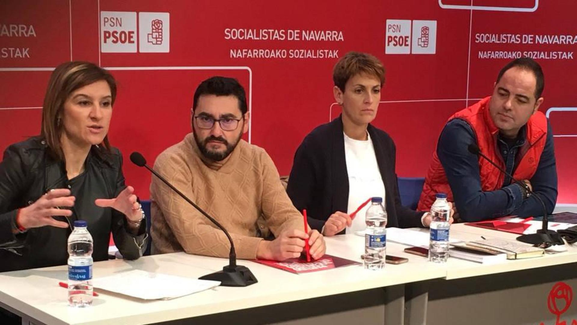 Imagen del Consejo Municipal del PSN este sábado, con María Chivite, segunda por la derecha.