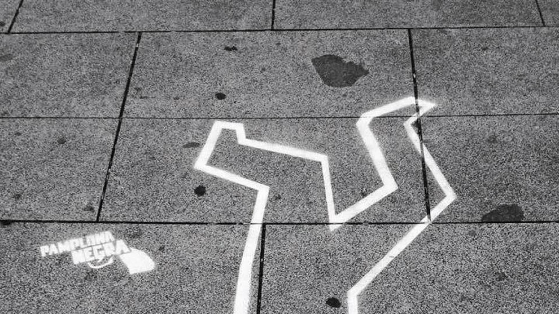 El día que Sherlock Holmes se dejó dibujar: una exposición de 'Pamplona Negra'