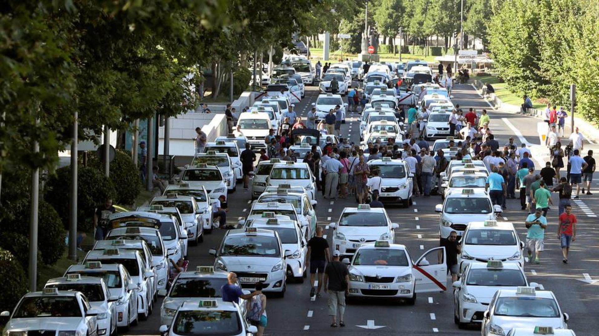 Taxis y VTC, ante el reto de convivir