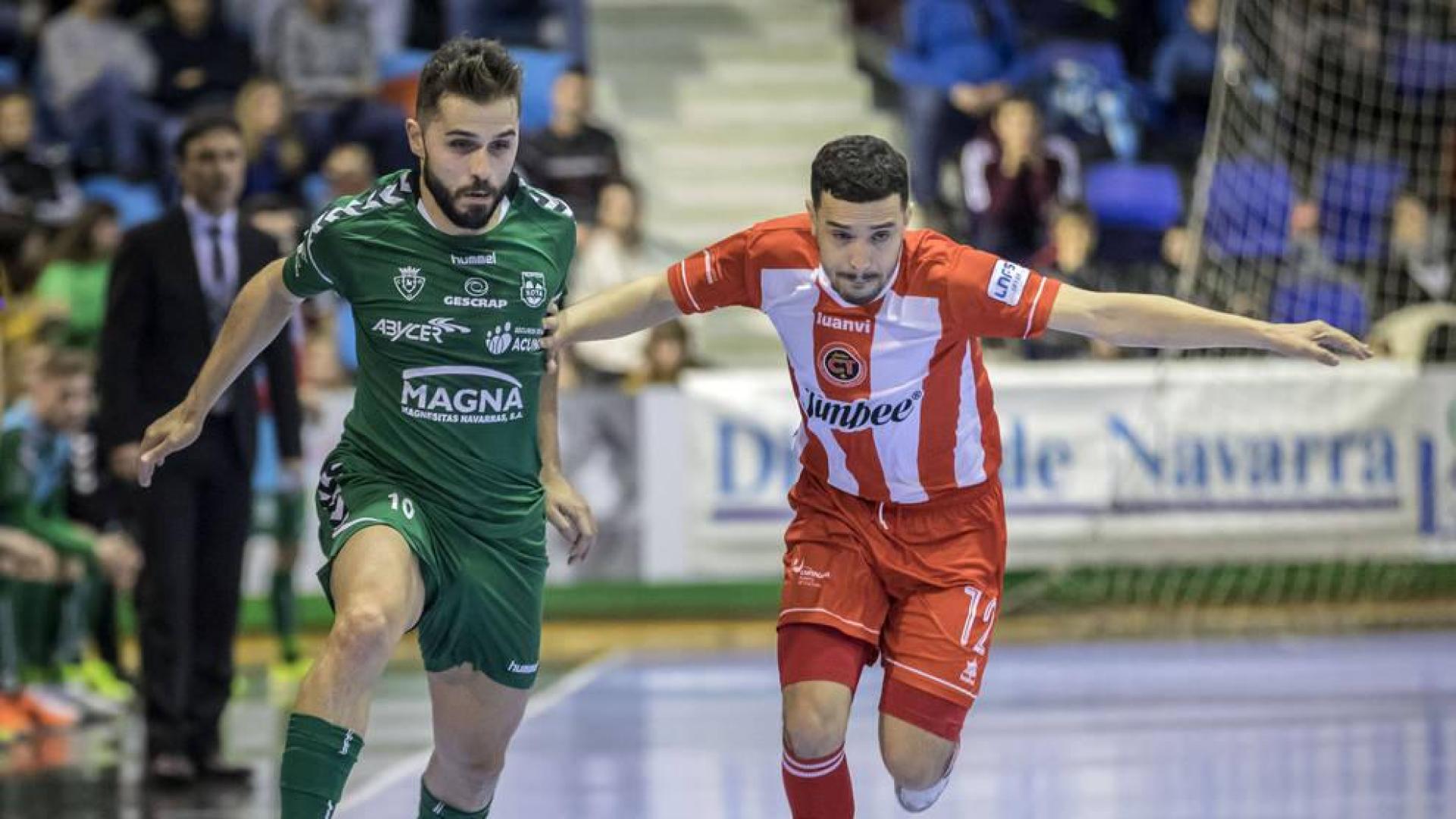 El pívot Rafa Usín vuelve a la selección
