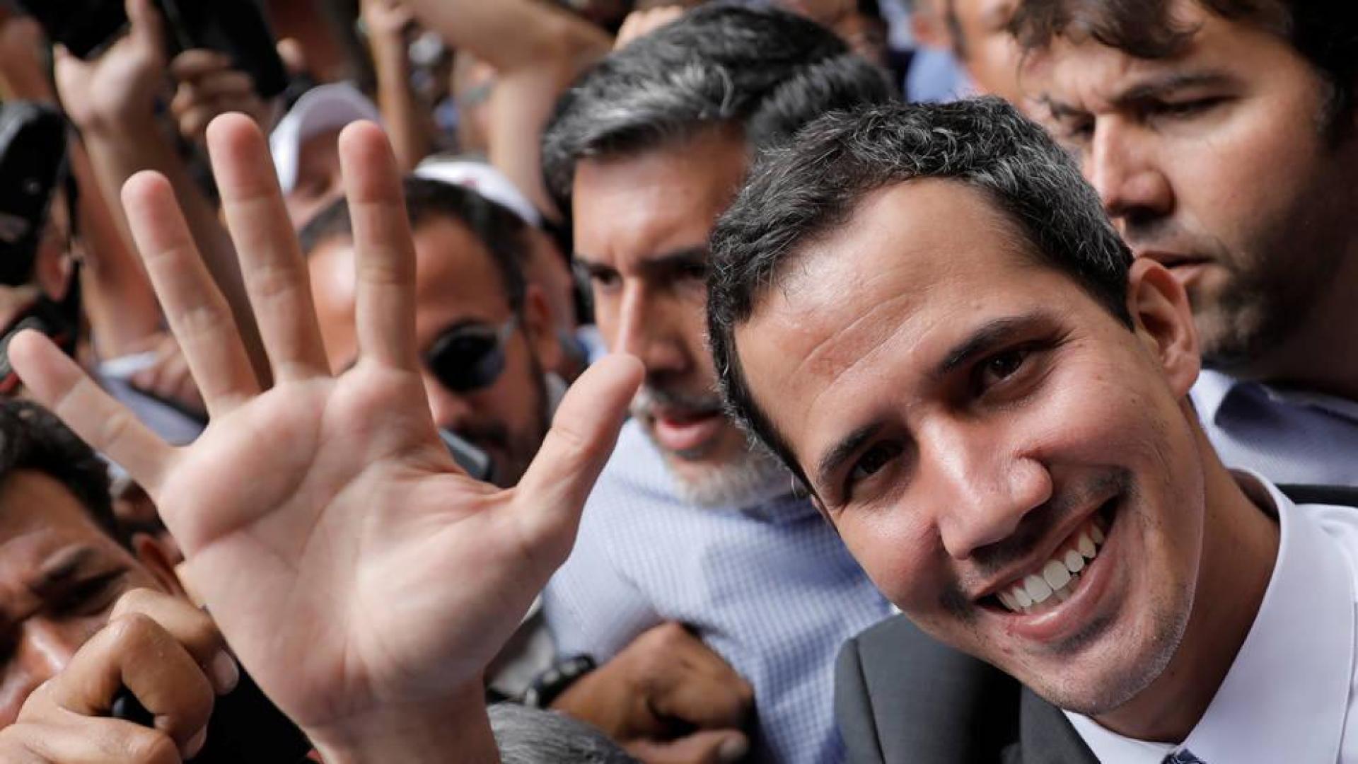 Guaidó prioriza el fin del "usurpador" Maduro y convocar elecciones