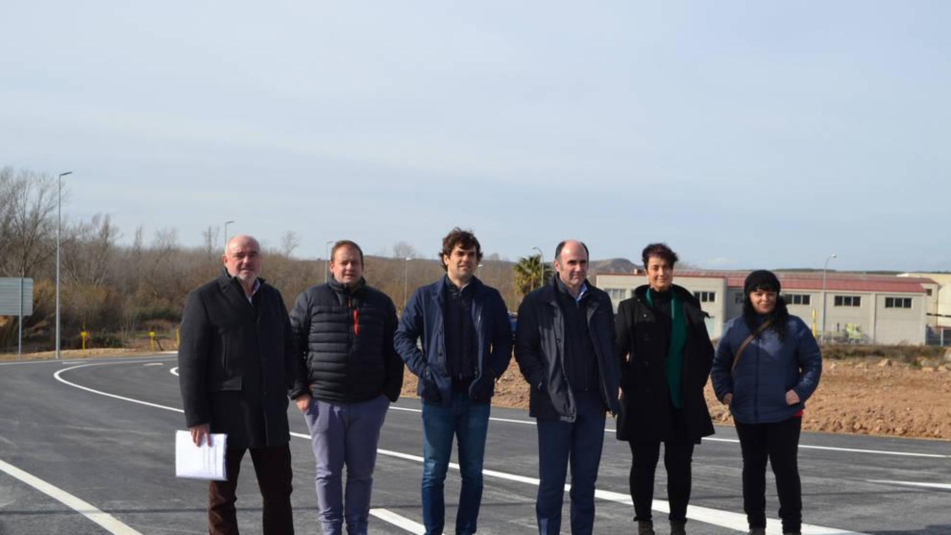 Abierto el vial que conecta el polígono El Ramal con la NA-123 en Lodosa