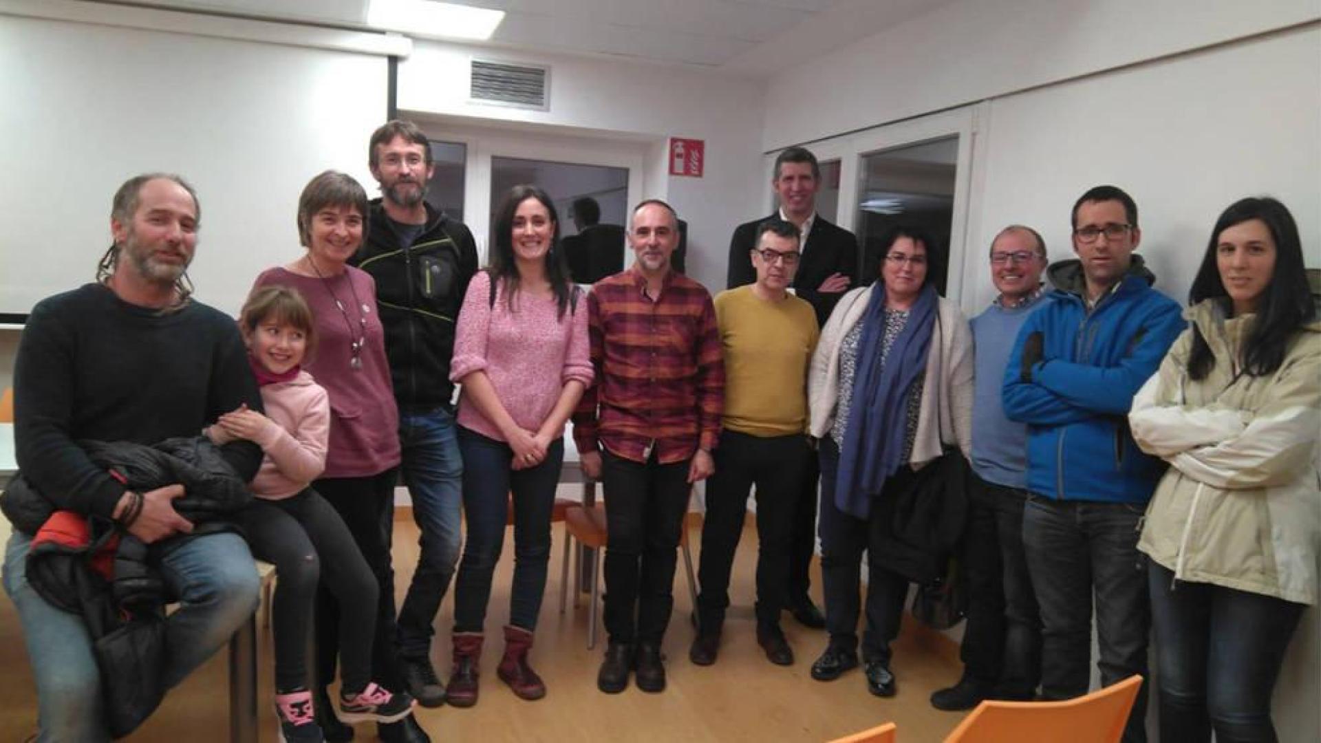 Educación informa sobre el nuevo colegio a las familias de Abárzuza y Lezaun