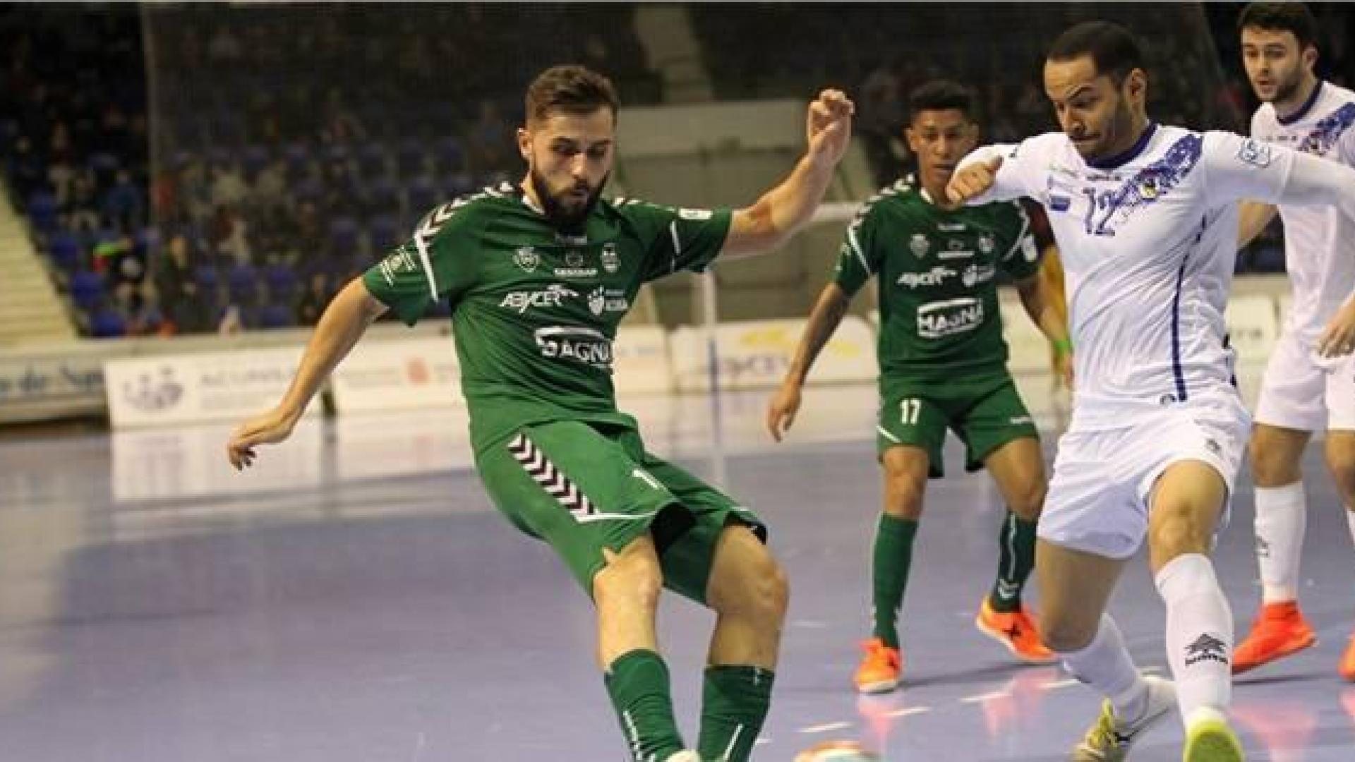 Osasuna Magna sigue de dulce y escala a la tercera posición