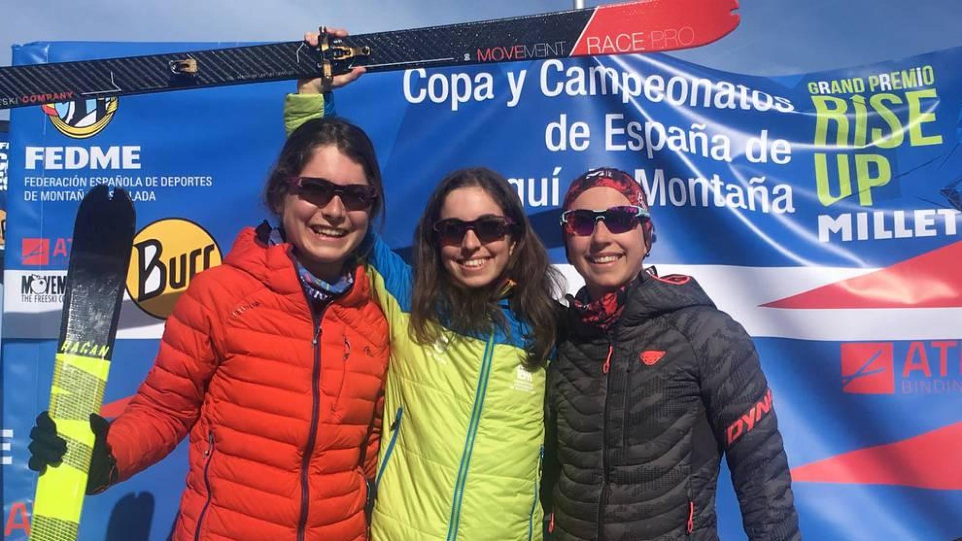 Rita Jiménez (izda), en el podio nacional ayer junto a Valero y Torra.