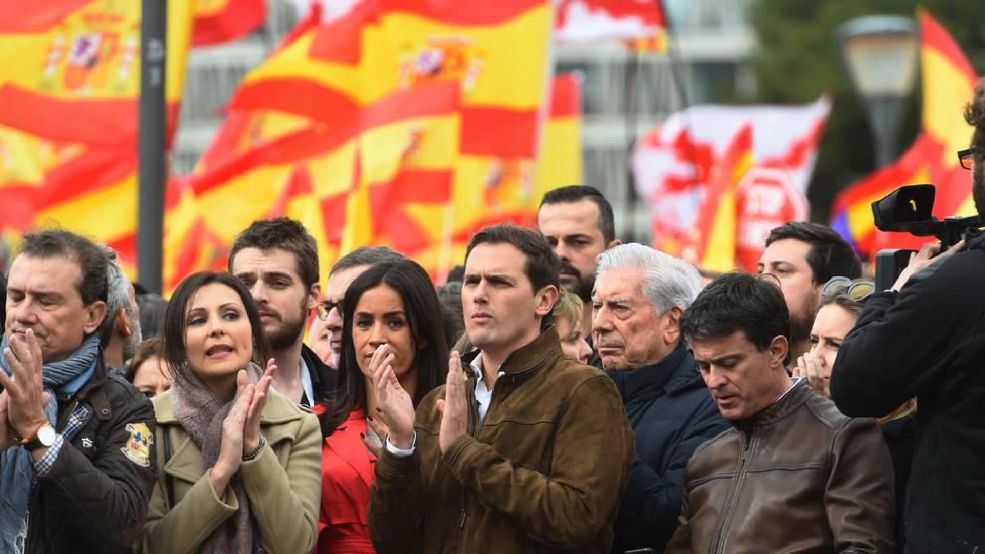 Rivera pide elecciones para poder "elegir un Gobierno constitucionalista"