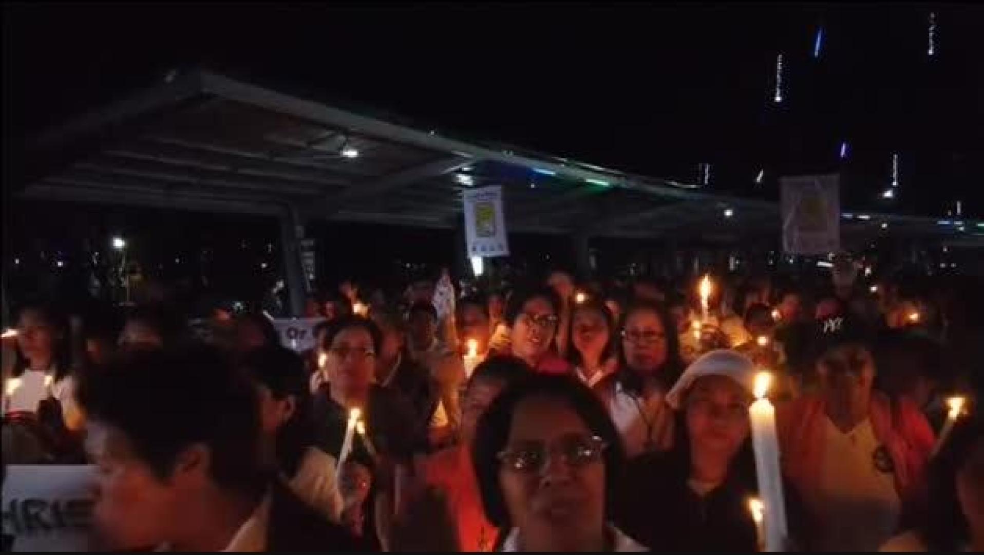 Multitudinaria protesta en Filipinas por las crueles políticas de Duterte