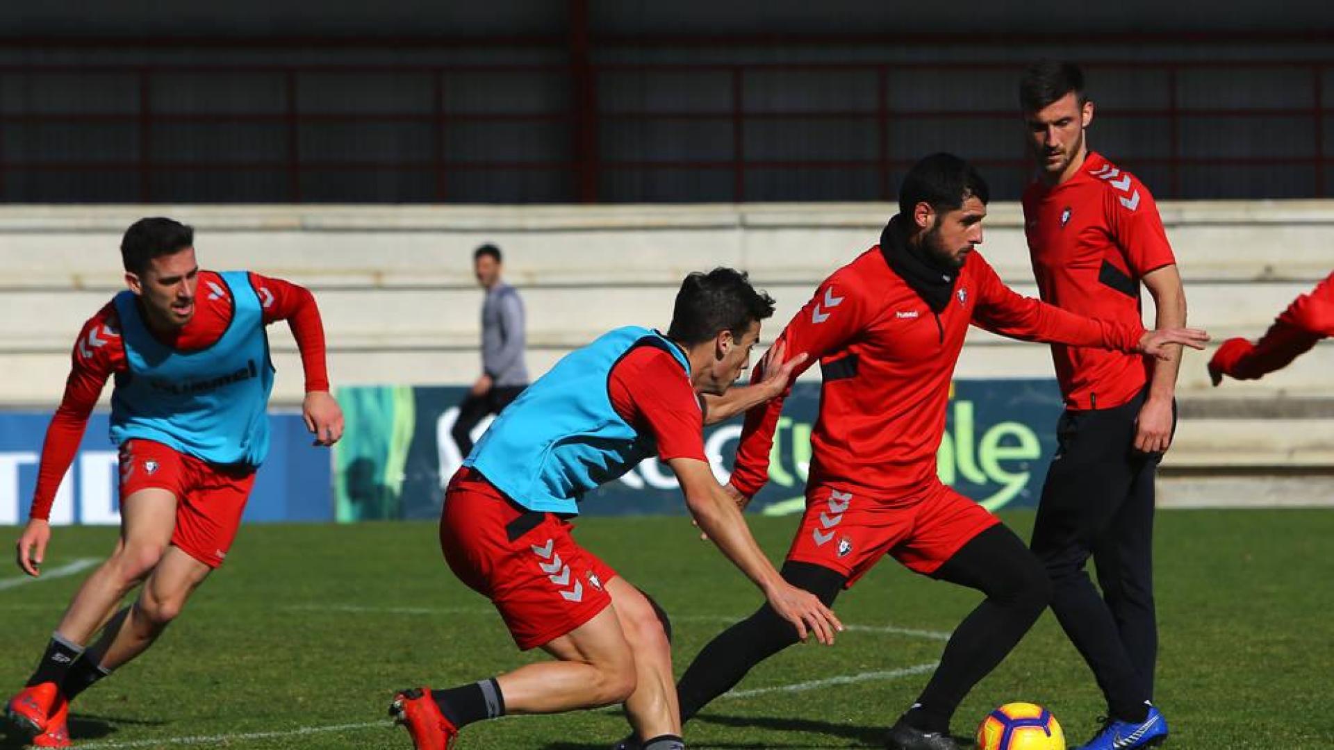 Osasuna juega con 12 en Soria