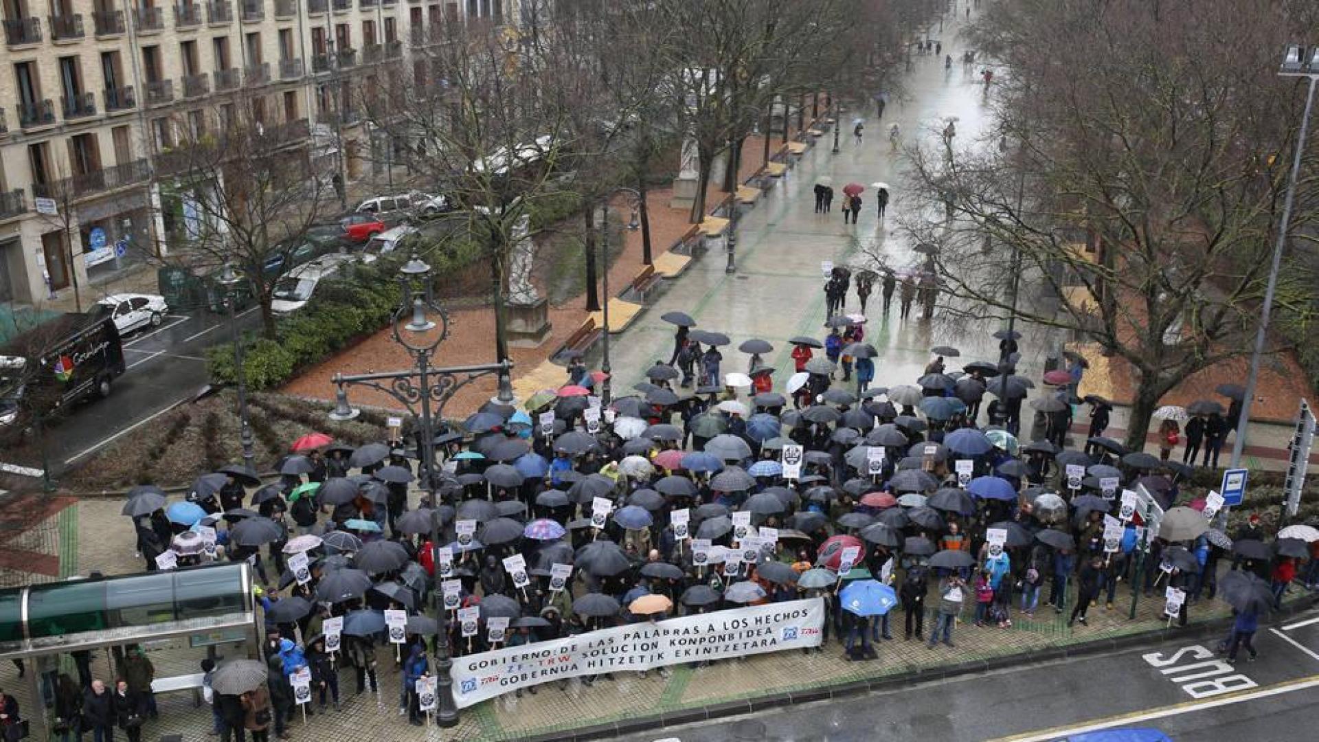 Imagen de archivo de una manifestación laboral frente al parlamento.