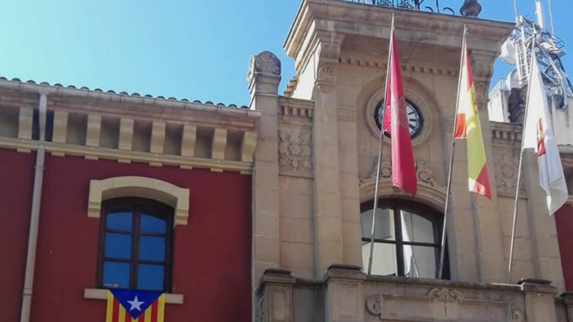 Condenan al Ayuntamiento de Estella por exhibir la estelada el día de la Diada