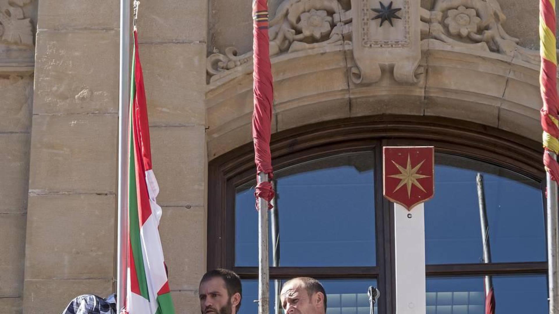 Los pleitos por las banderas le han costado desde 2015 a Estella 14.175 €