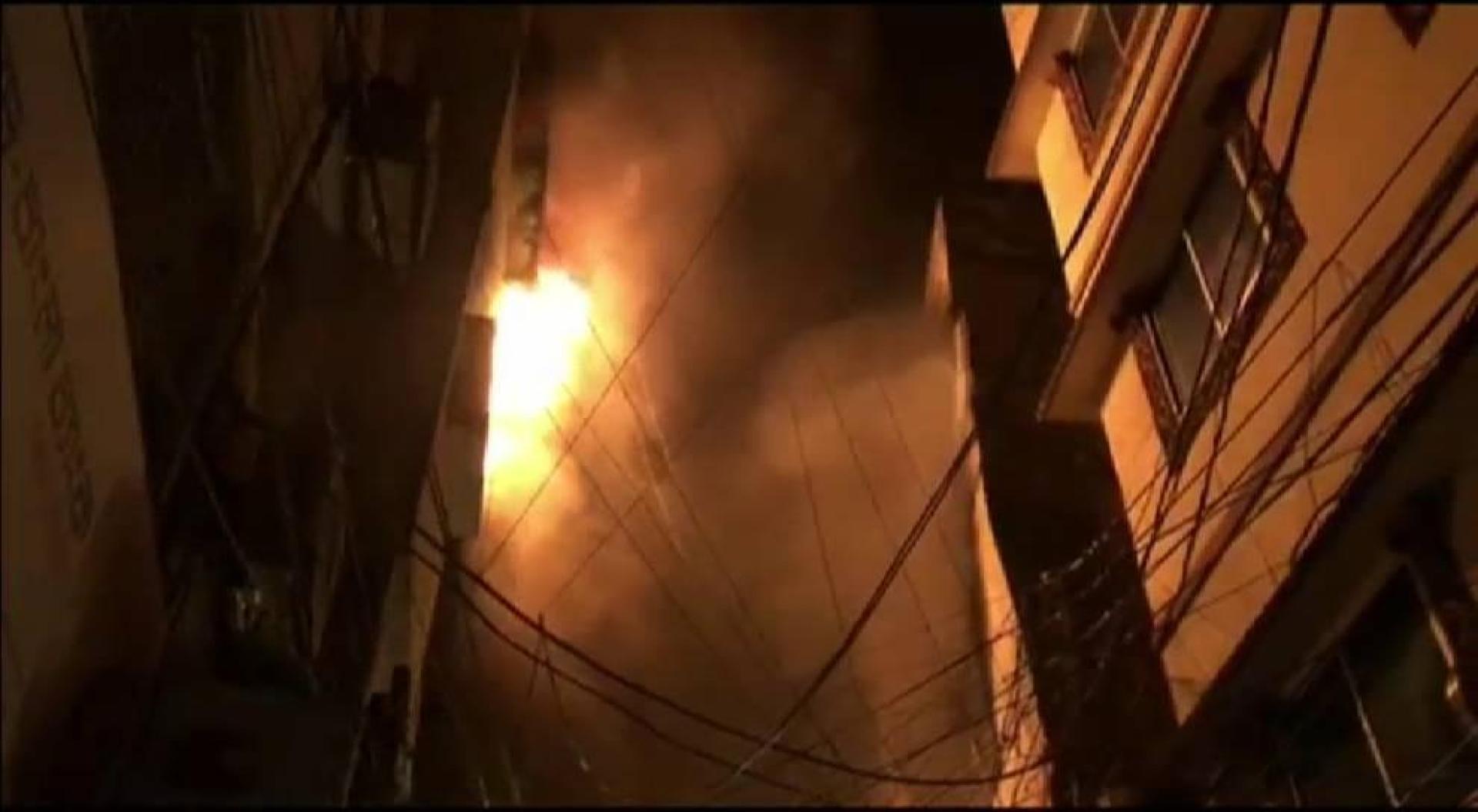 Fallecen 70 personas en un incendio en Bangladesh