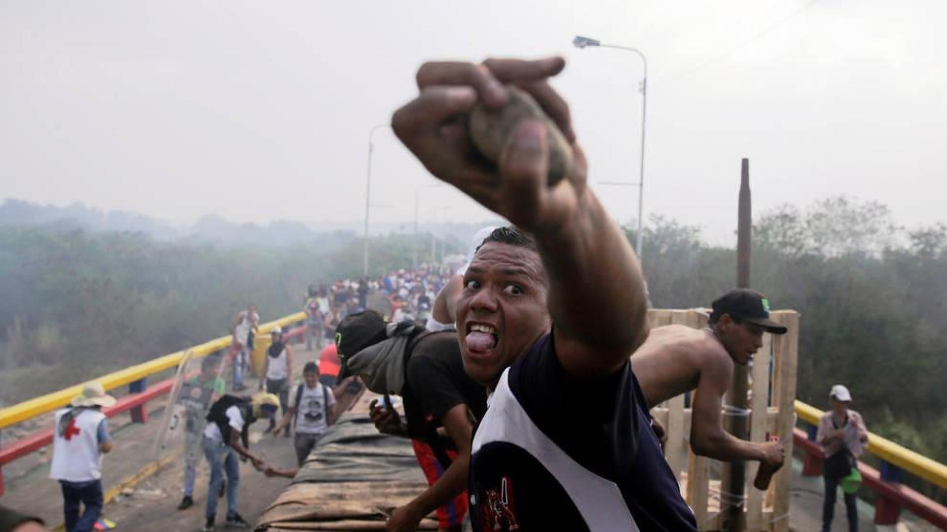 La tensión y el caos reinan en Venezuela