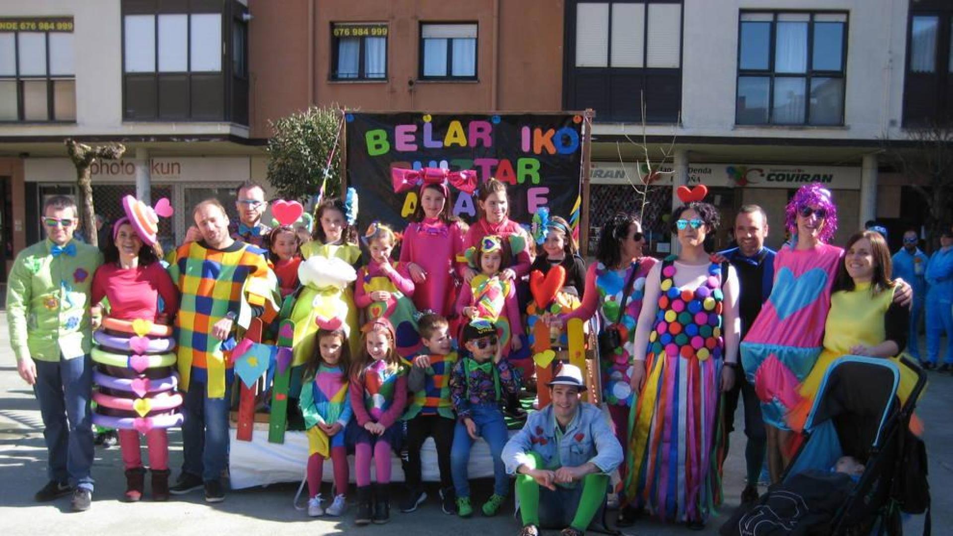 Lekunberri coge color en Carnaval