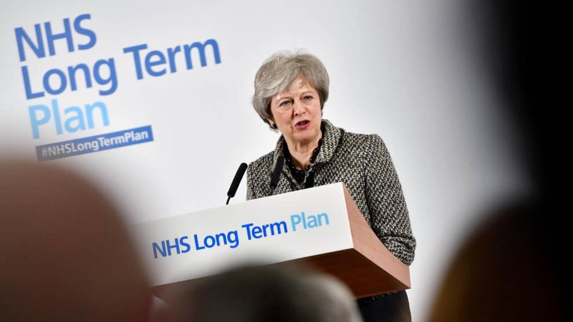 Aumenta la presión sobre May para que acepte aplazar el "brexit"
