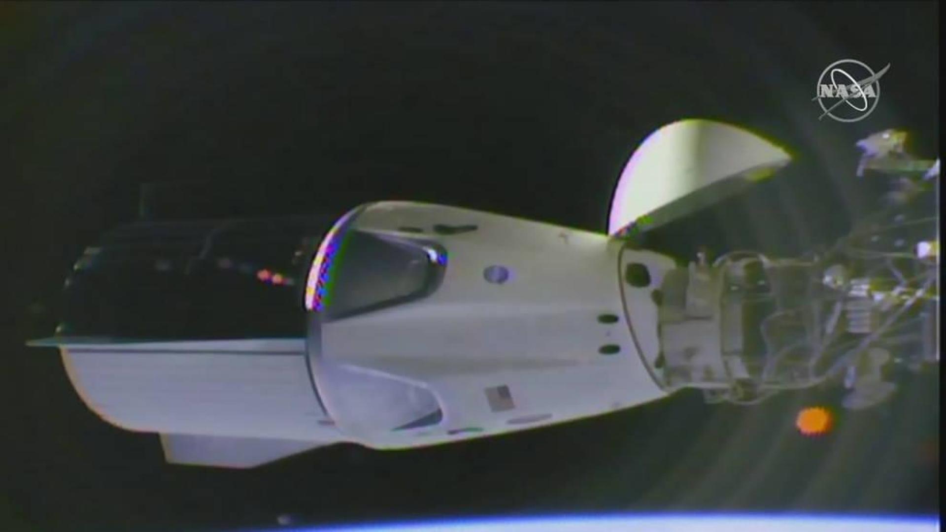 La cápsula de SpaceX se acopla con éxito a la Estación Espacial InternacionaI