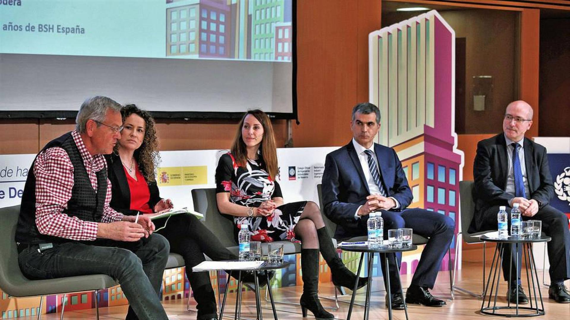 Desconocimiento y falta de talento, barreras a la transformación digital
