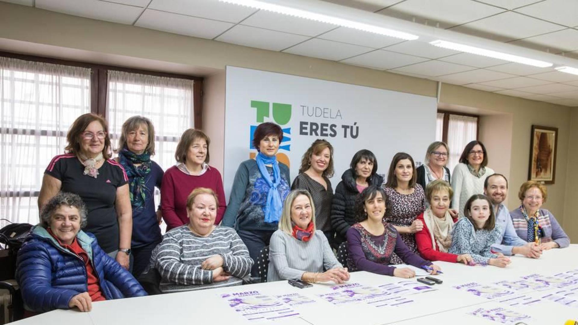 El número de mujeres en paro duplica al de hombres en la fase de conciliación