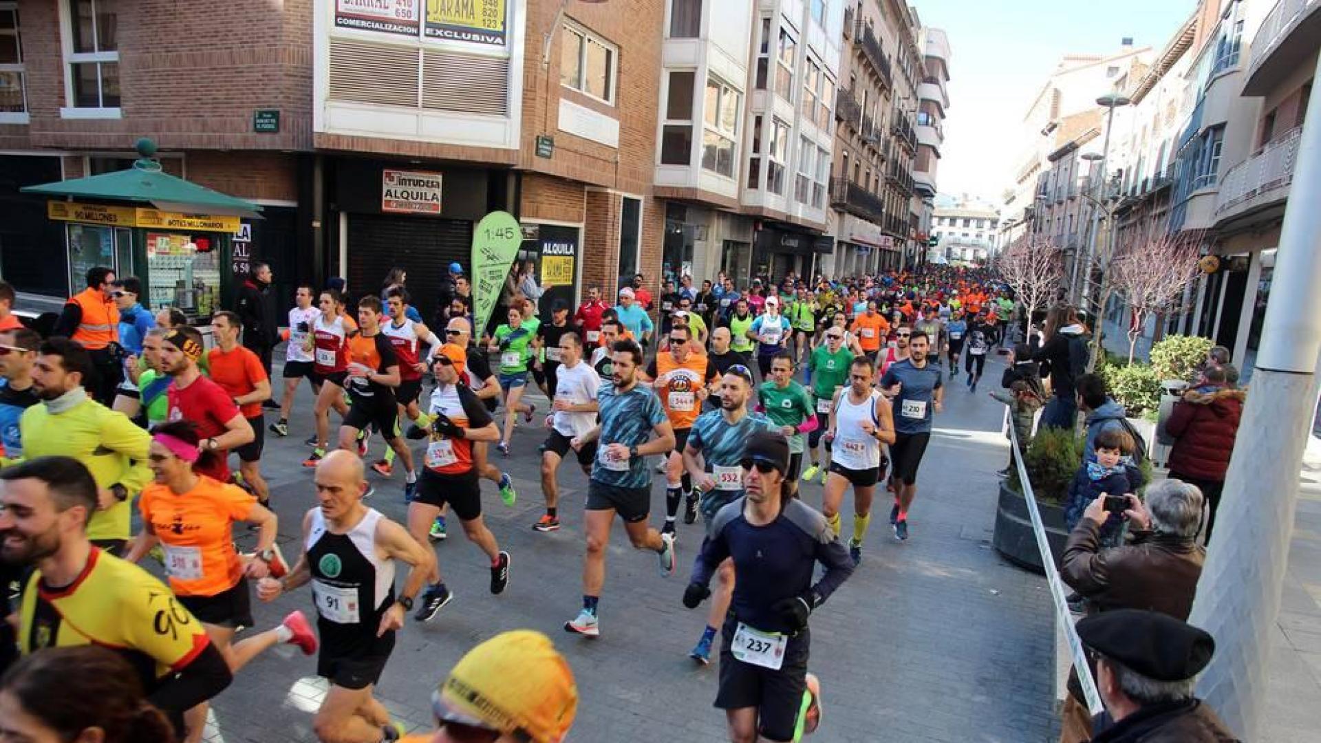 Imágenes de la 'IX Media Maratón Estela Navascués y 10 km Ciudad de Tudela'