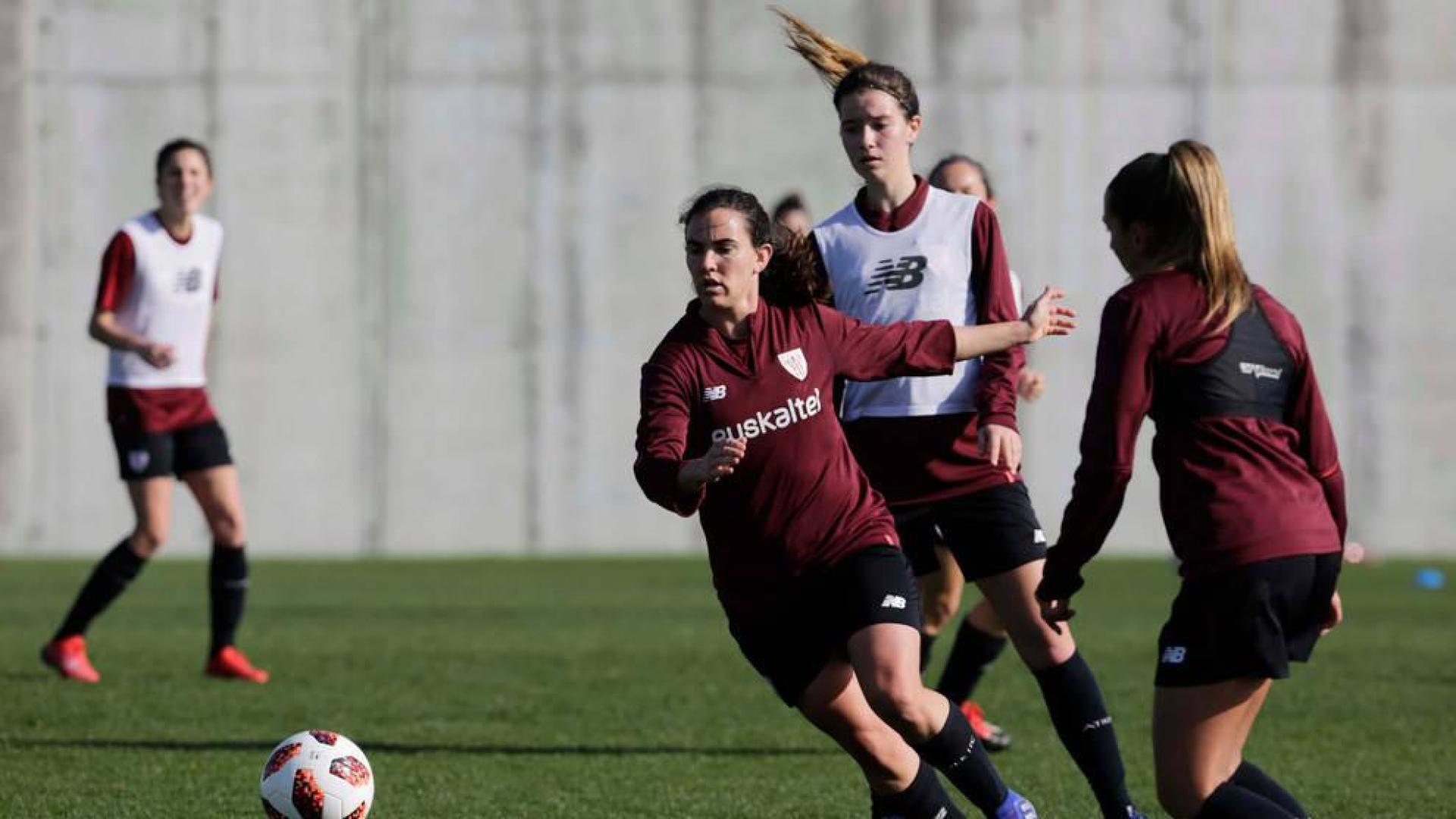 El Athletic apoya el modelo para el fútbol femenino impulsado por la Federación