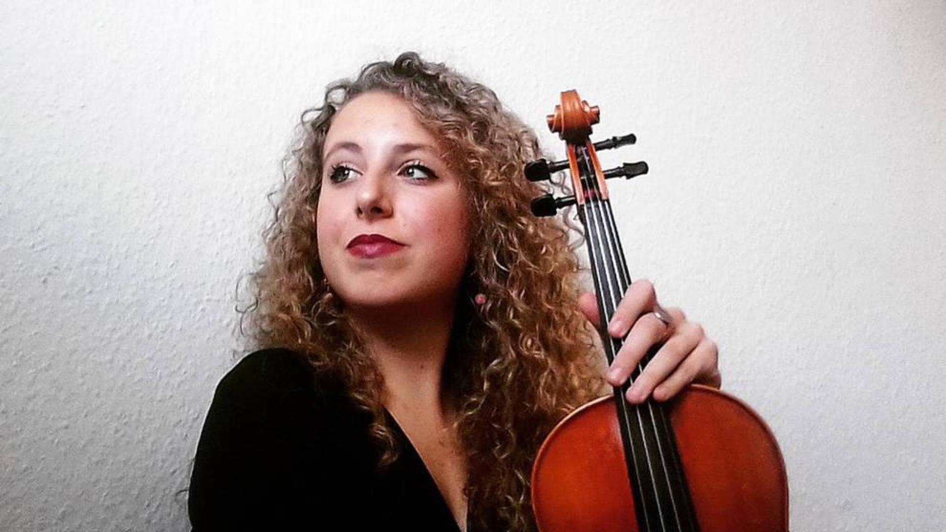 Alicia Álvarez "cumple su sueño" en la Joven Orquesta Gustav Mahler