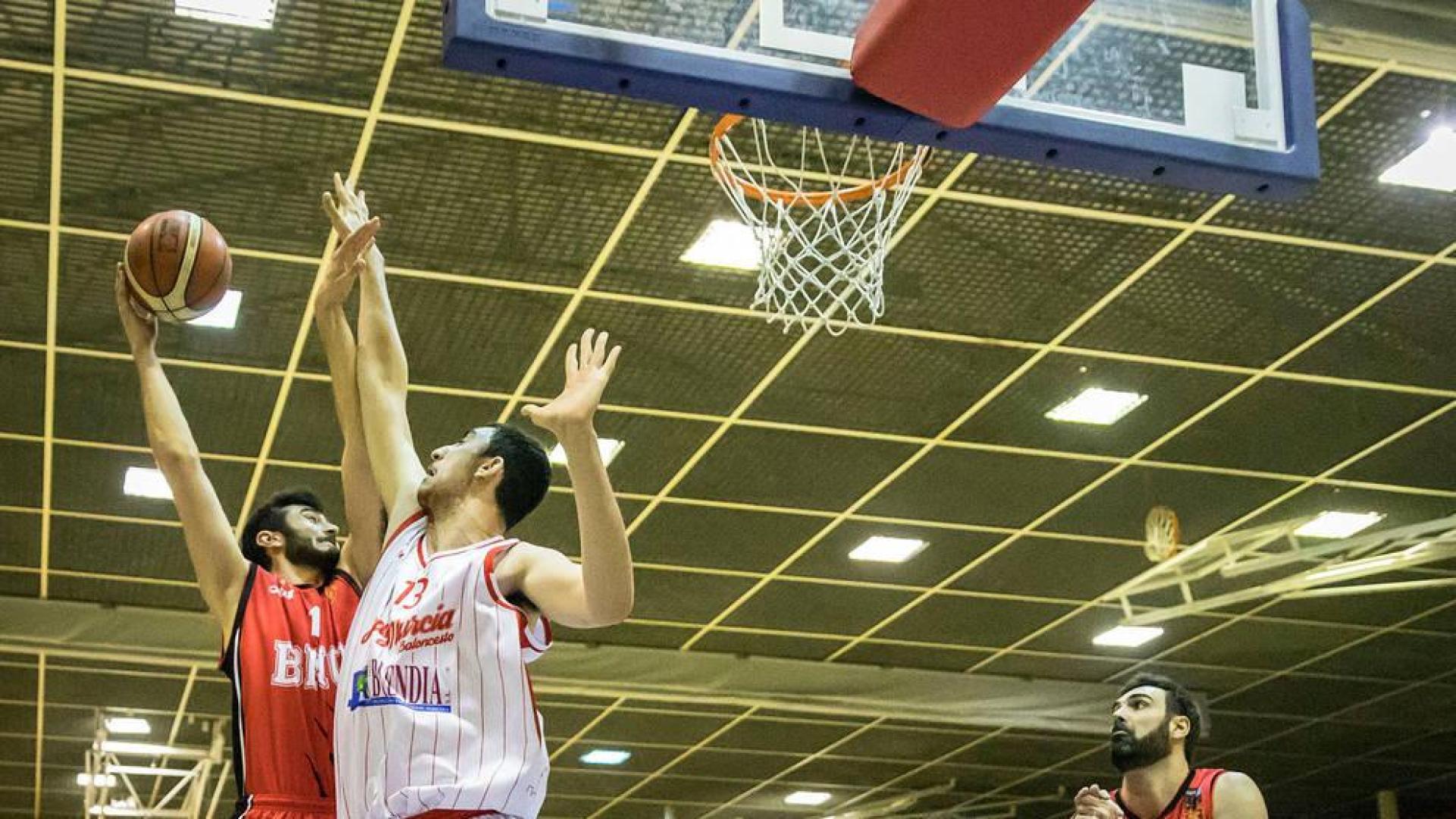 El Basket Navarra disfruta y hace disfrutar