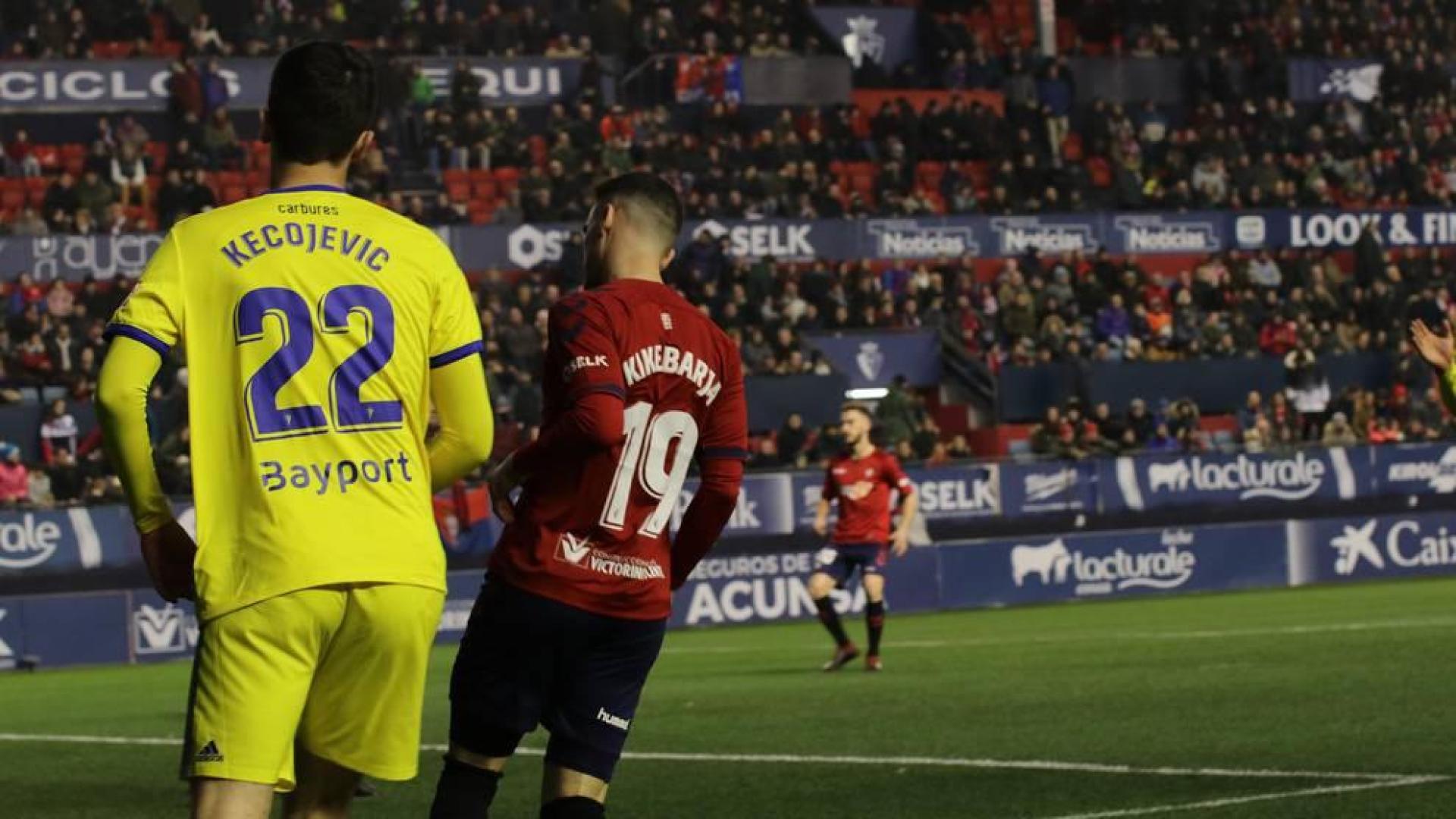 Imágenes del partido del Osasuna-Cádiz.