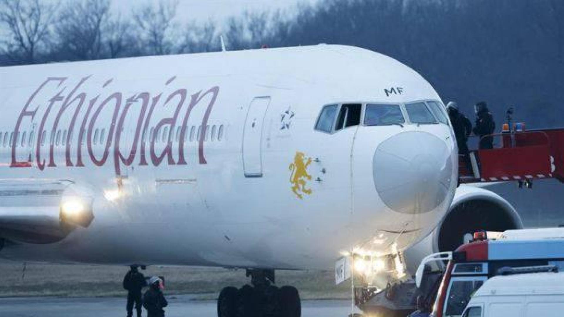 Se estrella un avión de pasajeros con ruta Etiopía-Kenia