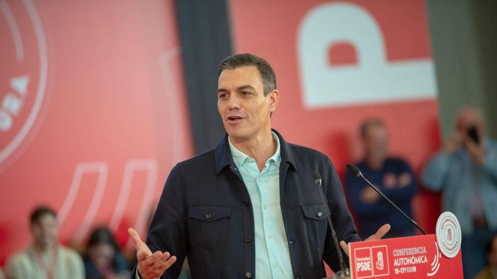 El presidente del Gobierno, Pedro Sánchez, interviene en el acto de clausura de la Conferencia Autonómica del PSOE de Extremadura.