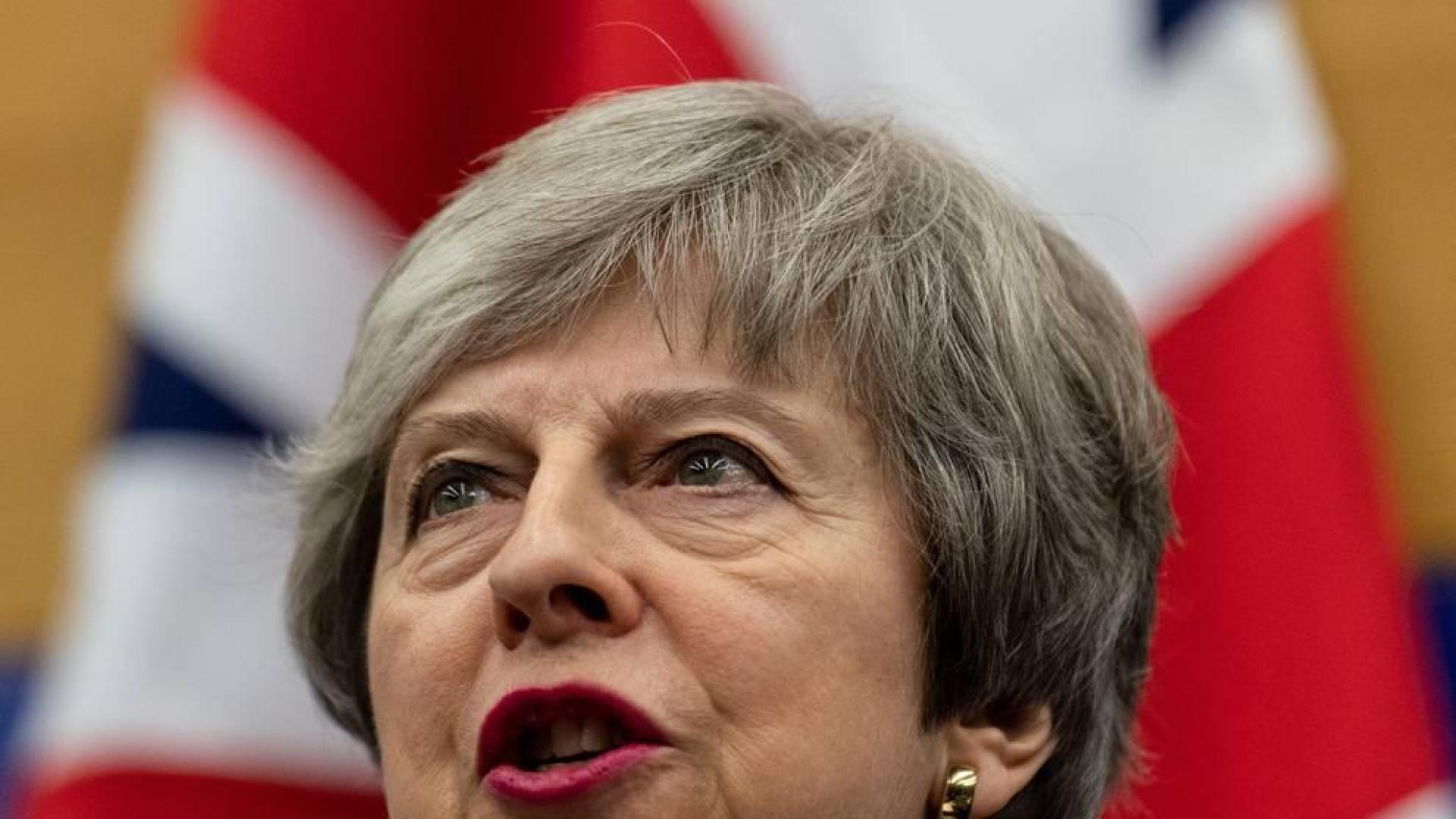 May obtiene garantías legales con las que espera aprobar el Brexit