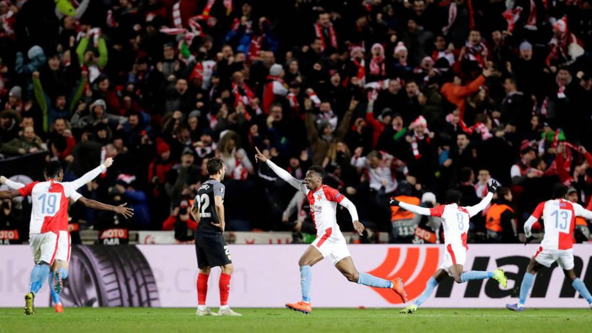 El Sevilla, eliminado en el último minuto de la prórroga
