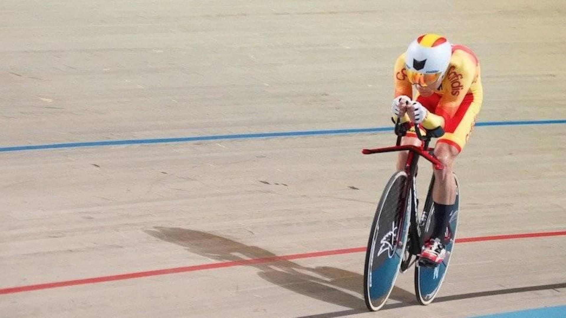 Eduardo Santas, plata mundial