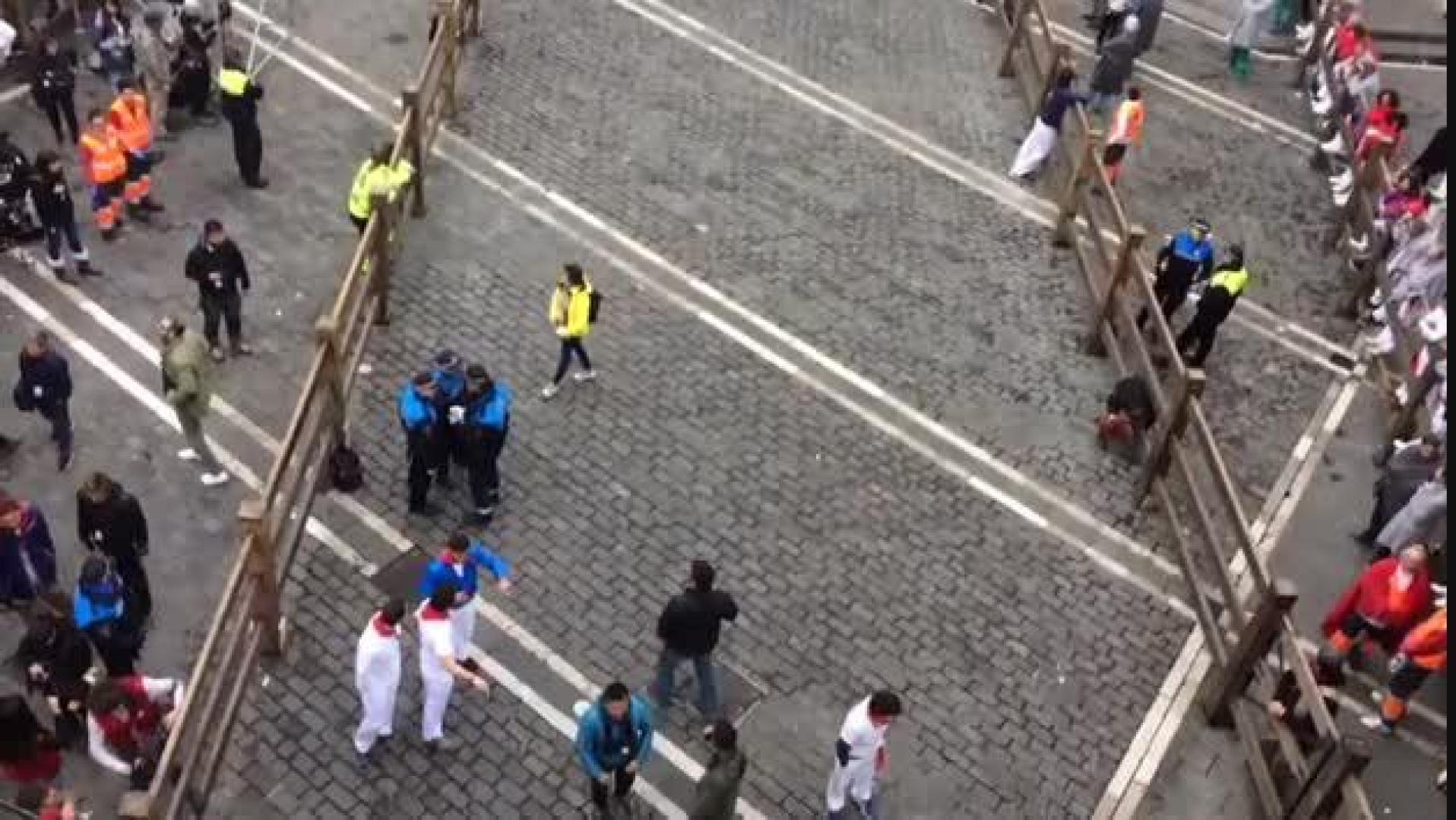 Vídeo del inicio del rodaje de las escenas del encierro en la plaza Consistorial de Pamplona.