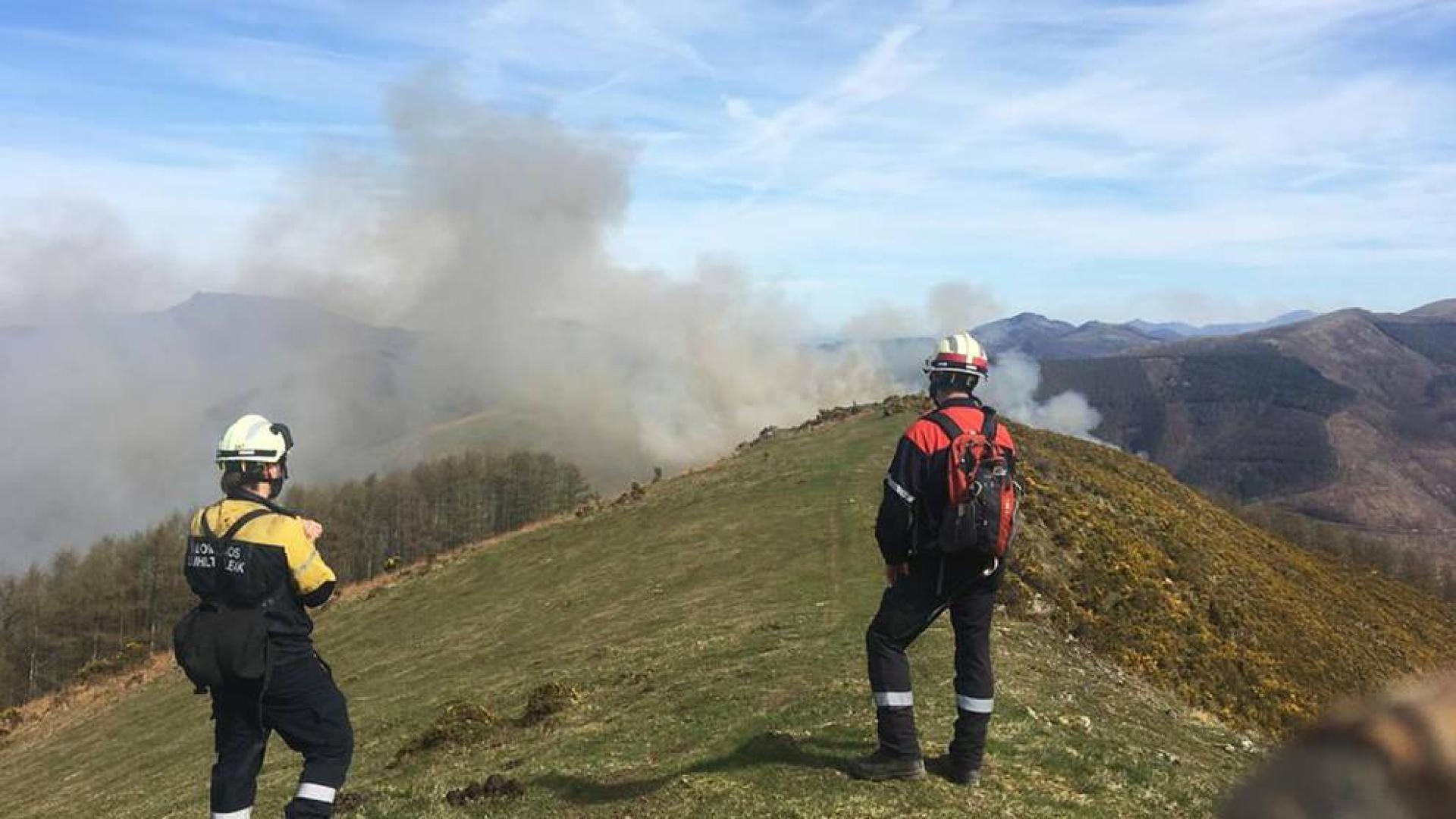 El fuego quema una superficie de 17 hectáreas en Goizueta