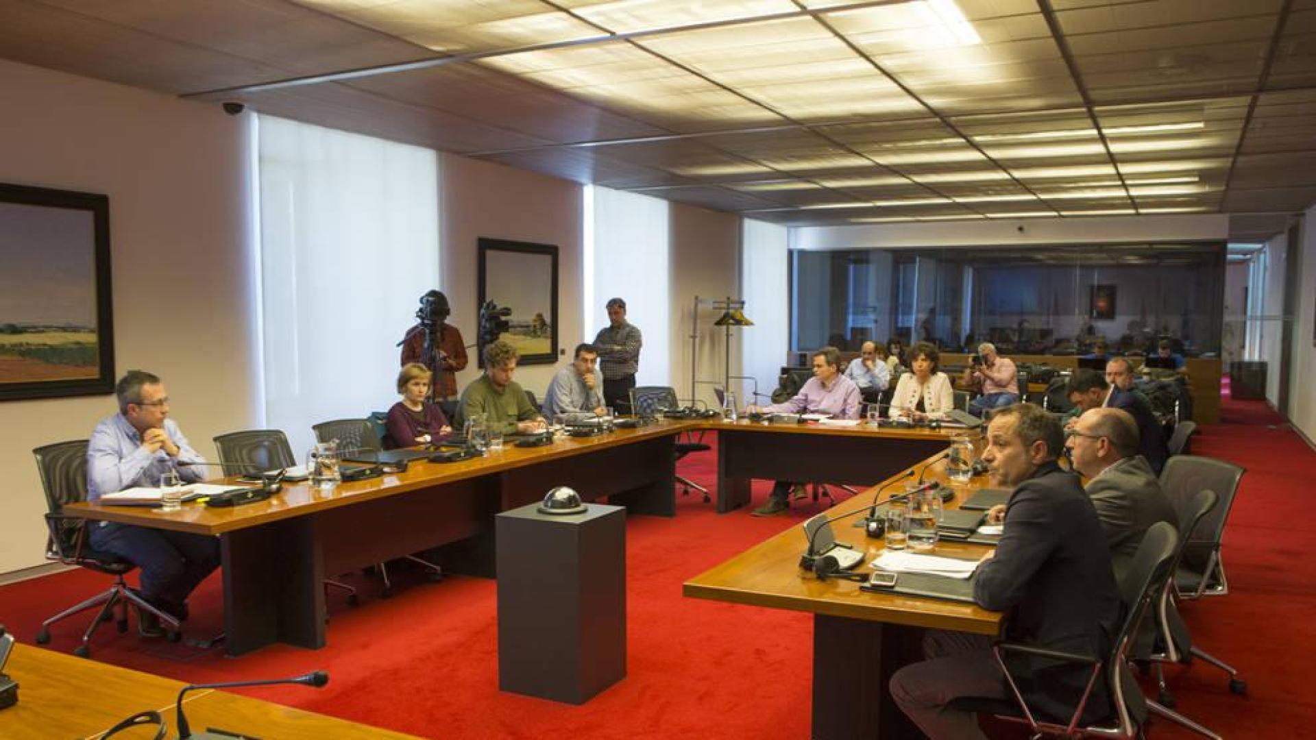 Comisión de Investigación sobre las actuaciones de Sodena .