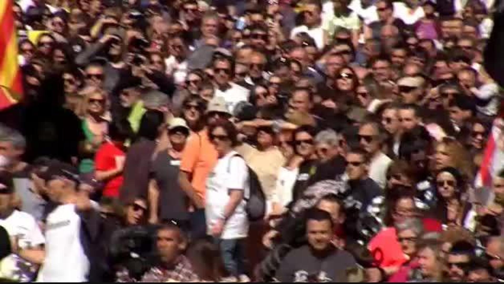 Multitudinaria concentración en Alsasua contra la sentencia de la Audiencia Nacional