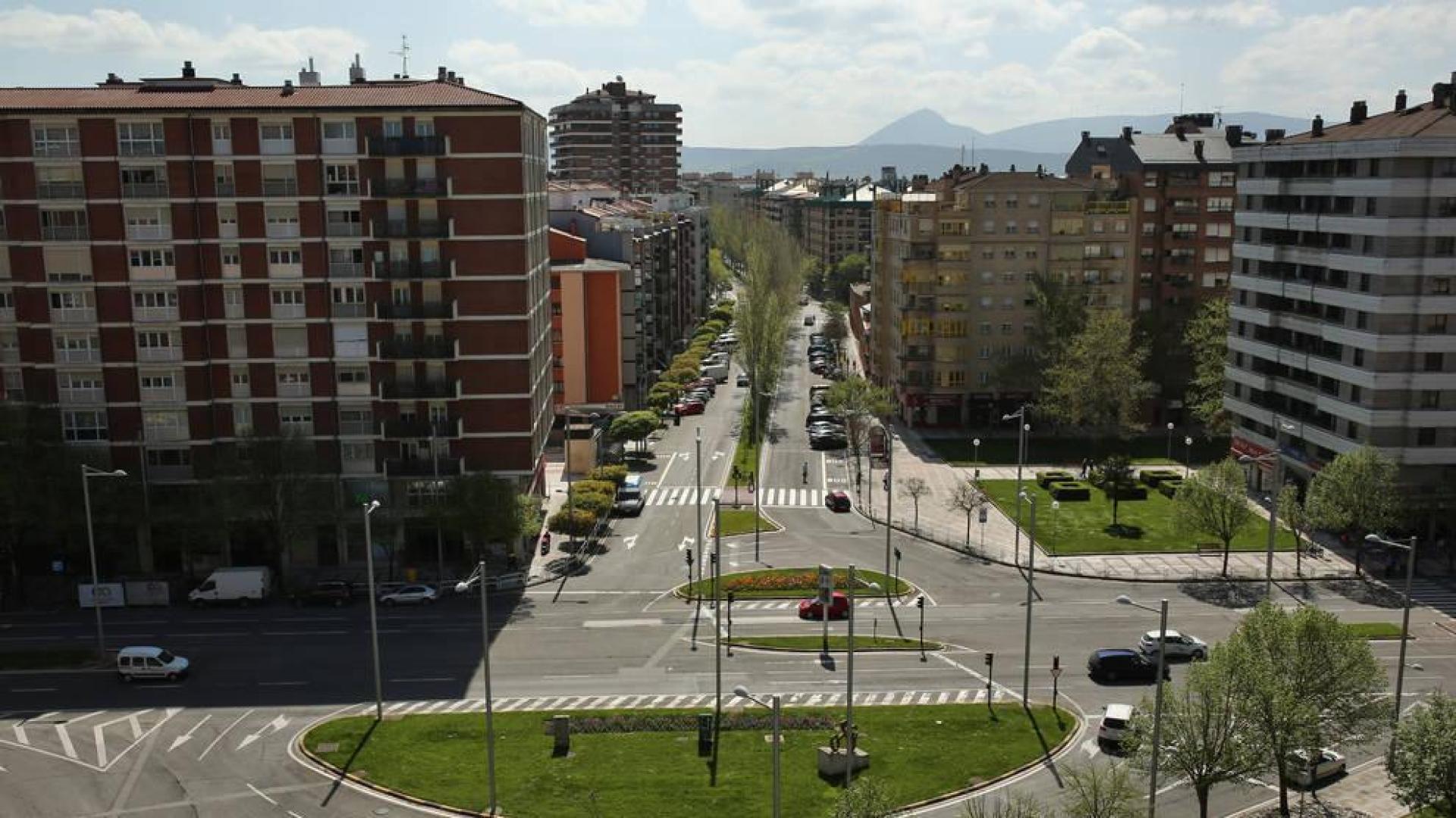 Navarra pierde seis años de impuestos del quinto accionista de El Corte Inglés