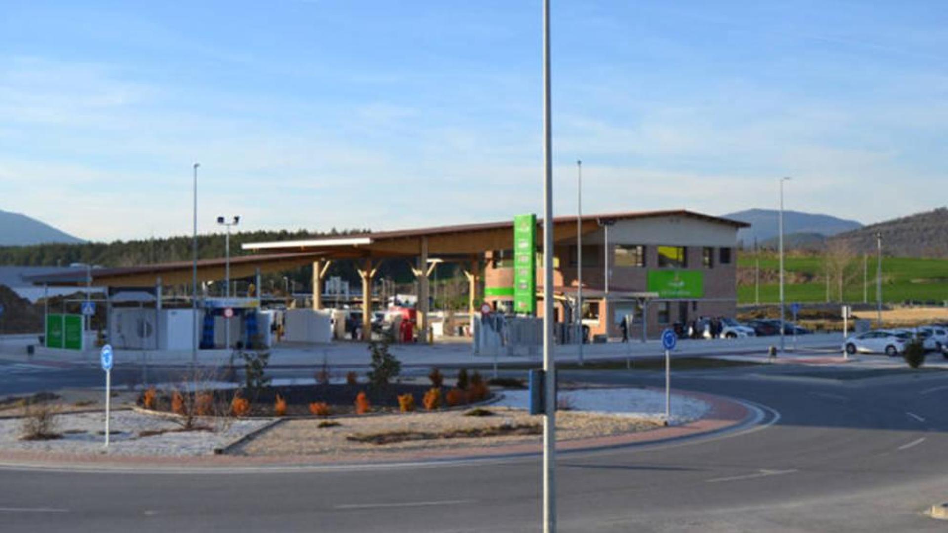 Atalaya adquiere un centro comercial en Olaz
