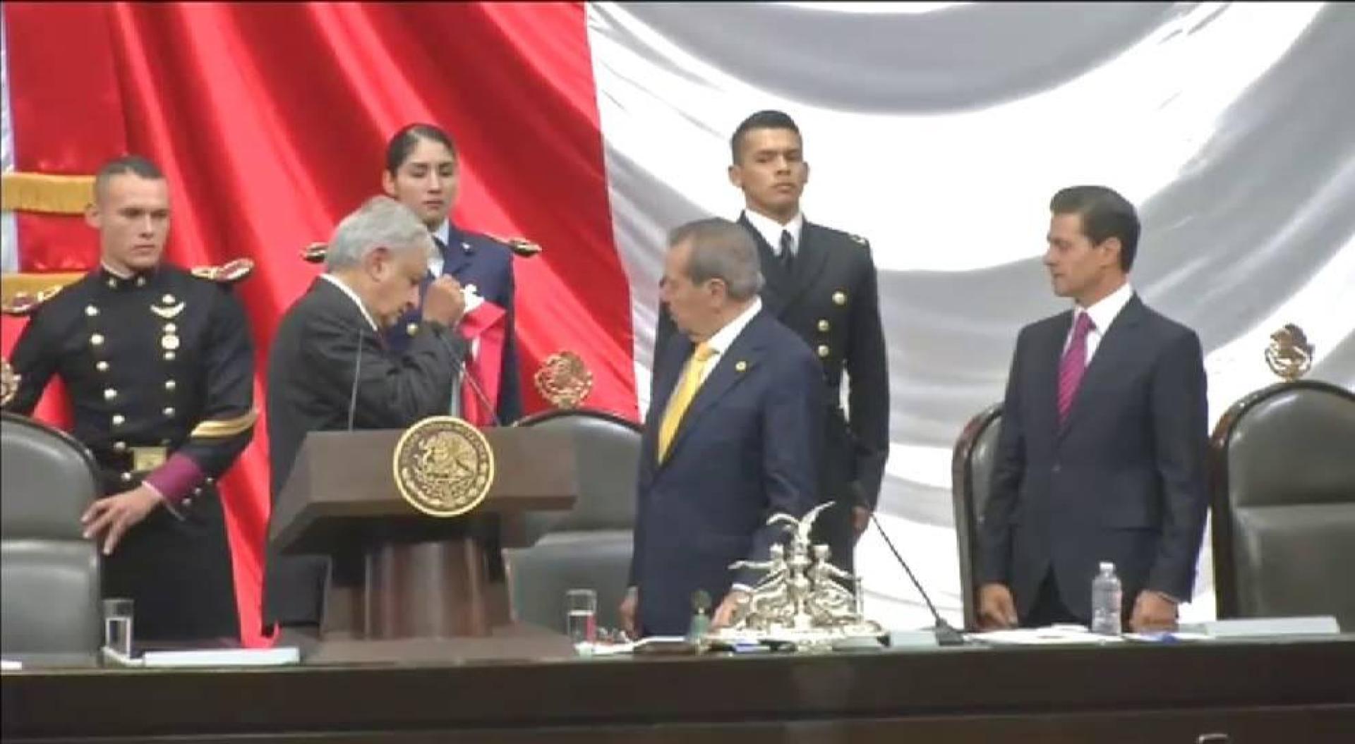 El presidente de México exige disculpas al Rey y al Papa por la conquista