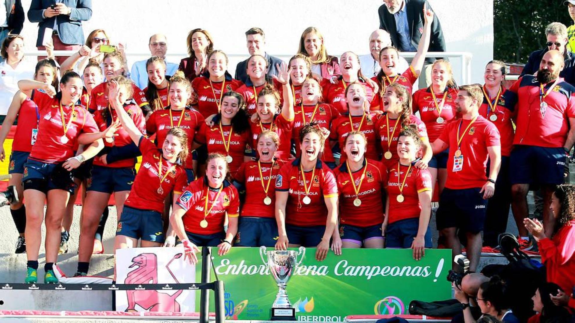 Las navarras Jaurena y Brust, campeonas de Europa con las 'Leonas'