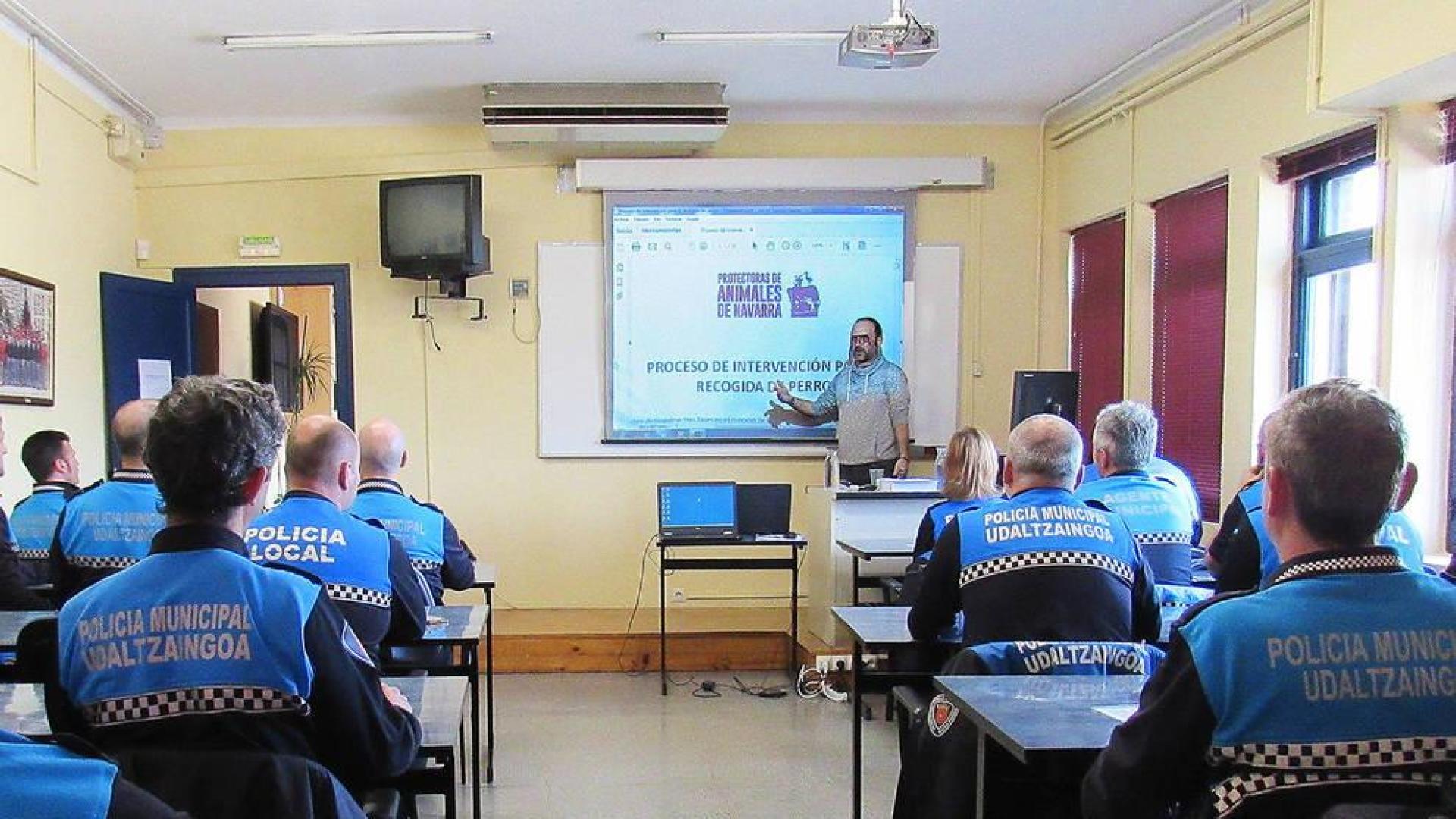 Más de 6.000 profesionales pasaron por la Escuela de Seguridad de Navarra en 2018