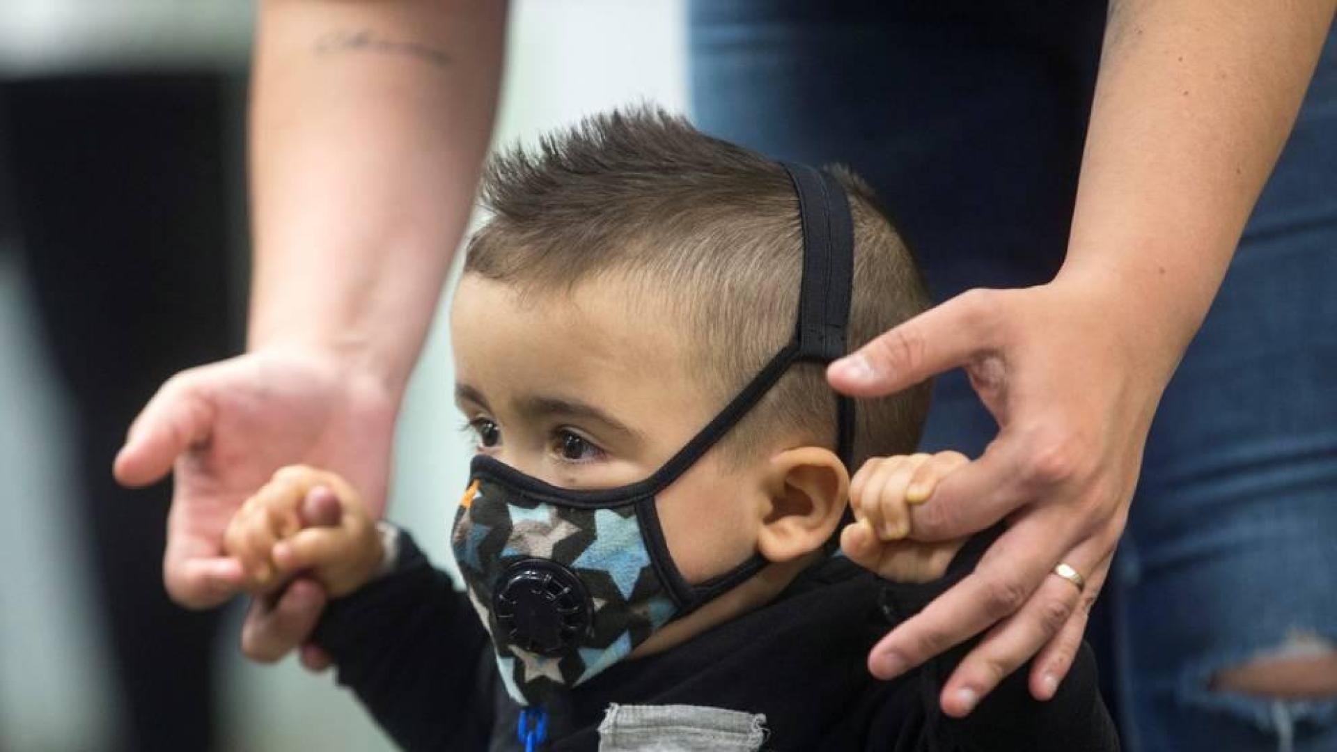 Un niño burbuja se cura gracias a ser diagnosticado con la prueba del talón